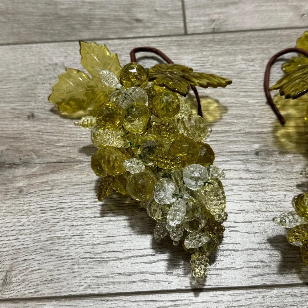 Vintage Green lucite Faceted‎ Acrylic Grape Clusters MCM Decor Set of 2